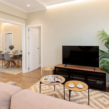 Genteel Jovellanos Terrace Apartment